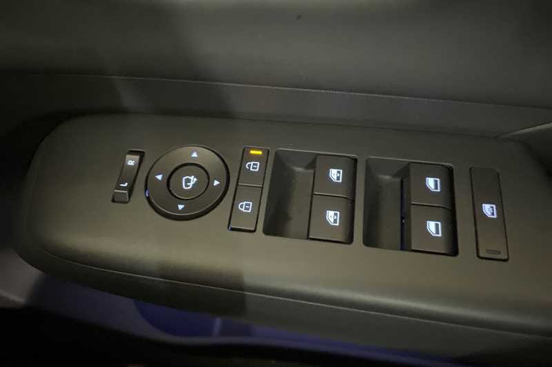 Used Hyundai KONA 2025 for sale - 77513535: Photo 16