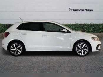 Used Volkswagen Polo 2024 for sale - 76169039: Photo 2