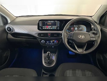 Used Hyundai i10 2024 for sale - 76169040: Photo 2