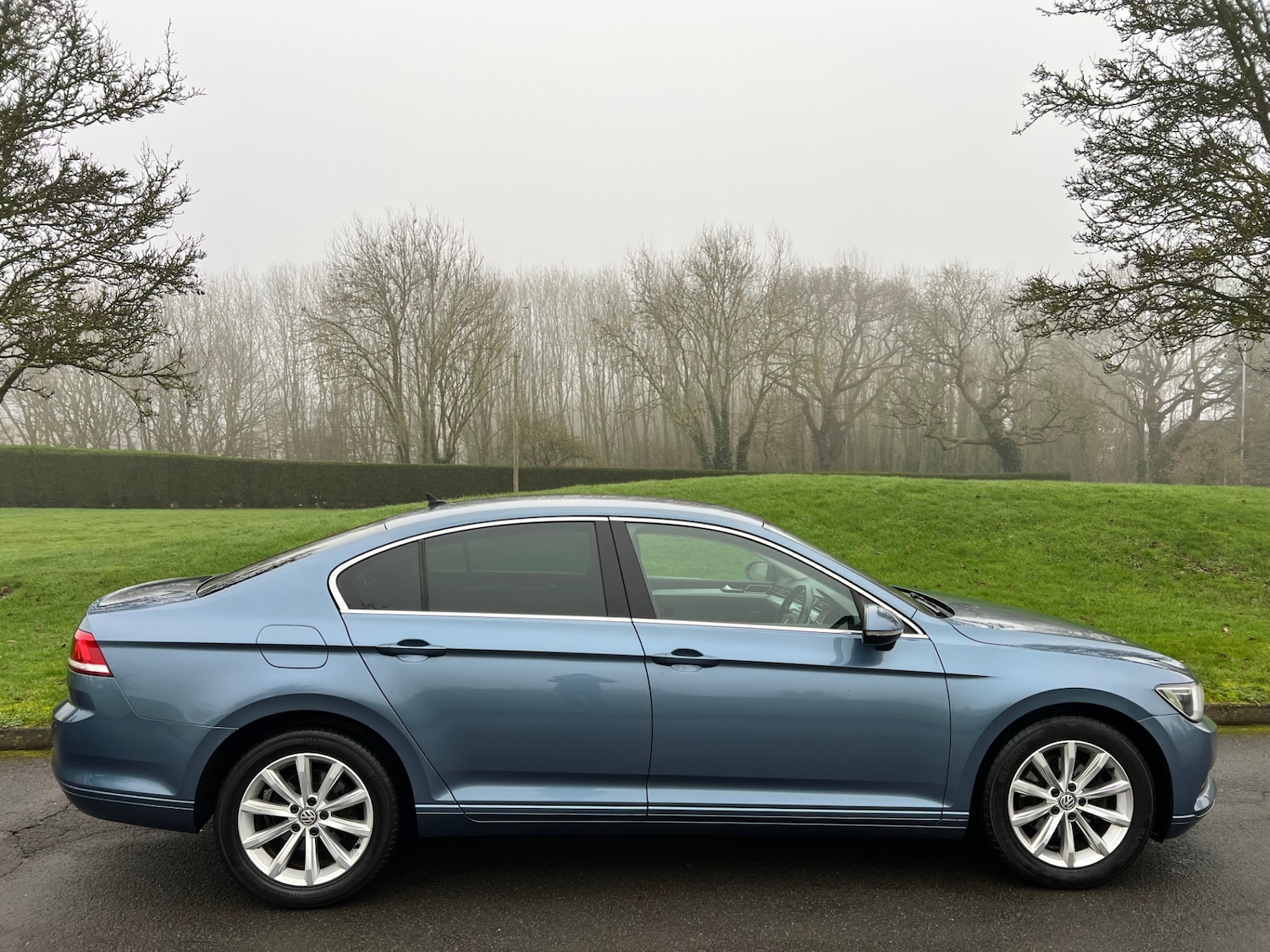 Used Volkswagen Passat 2015 for sale - 77101443: Photo 2