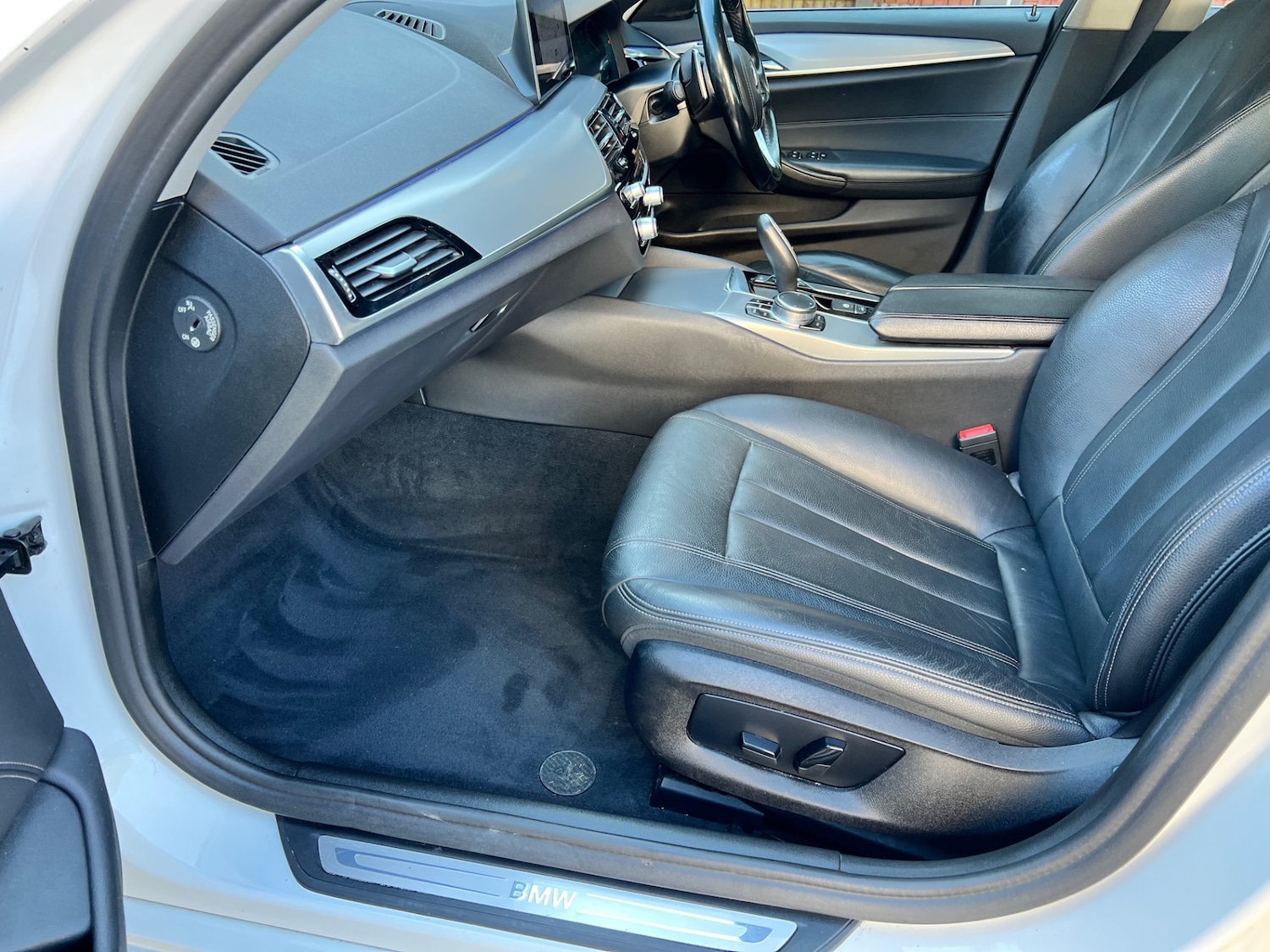 Used BMW 5 Series 2018 for sale - 77881498: Photo 11