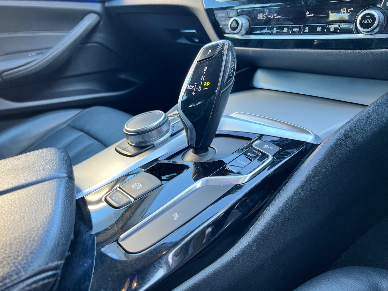 Used BMW 5 Series 2018 for sale - 77881498: Photo 19