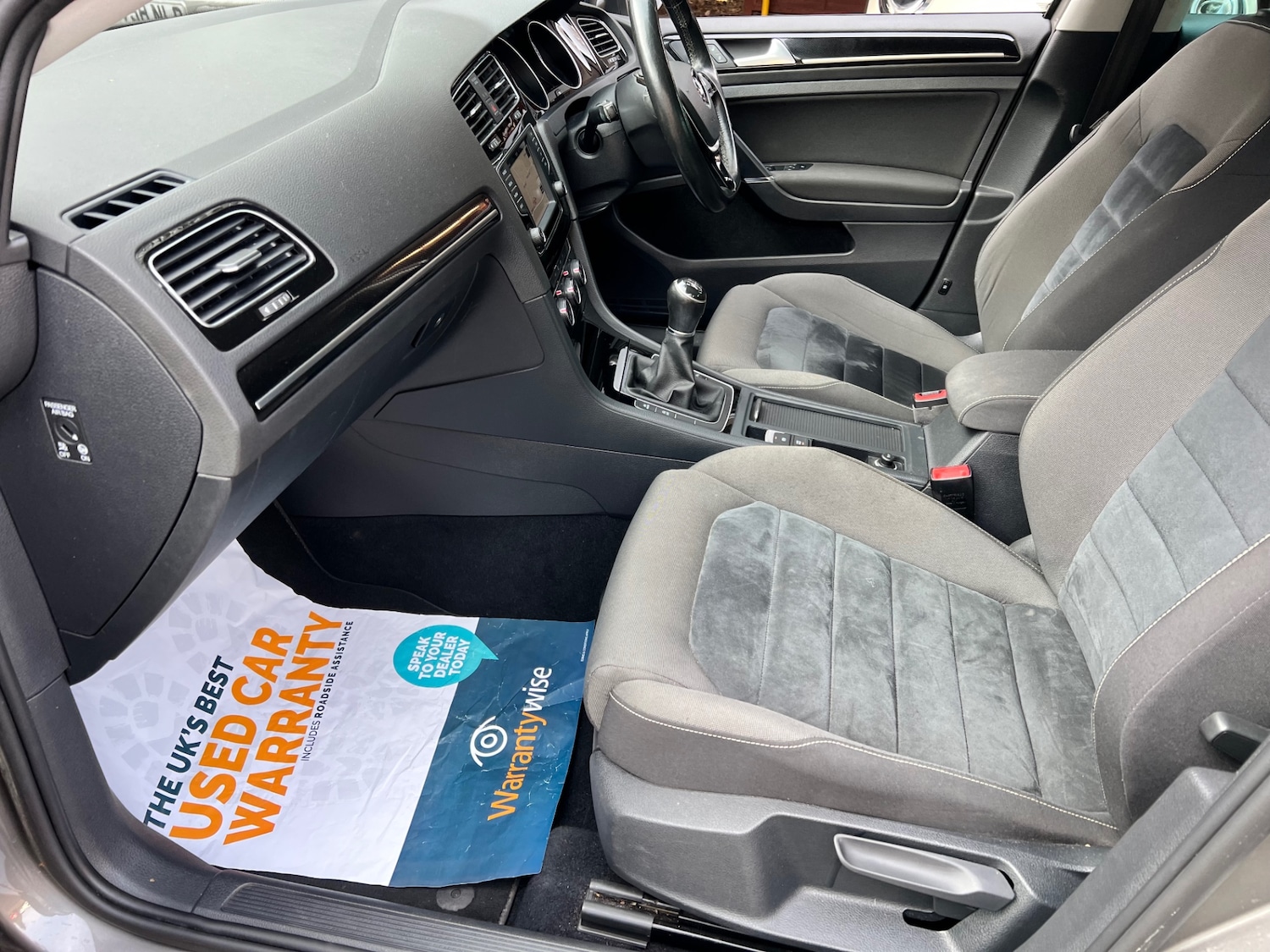 Used Volkswagen Golf 2015 for sale - 77977304: Photo 11