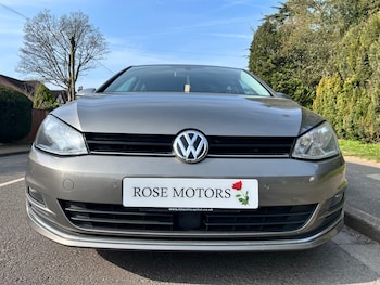 Used Volkswagen Golf 2015 for sale - 77977304: Photo