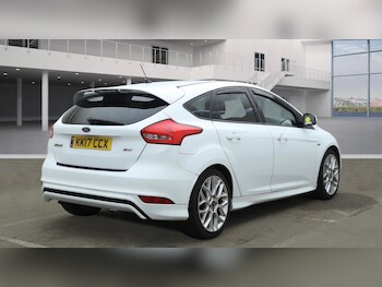 Used Ford Focus 2017 for sale - 77452790: Photo