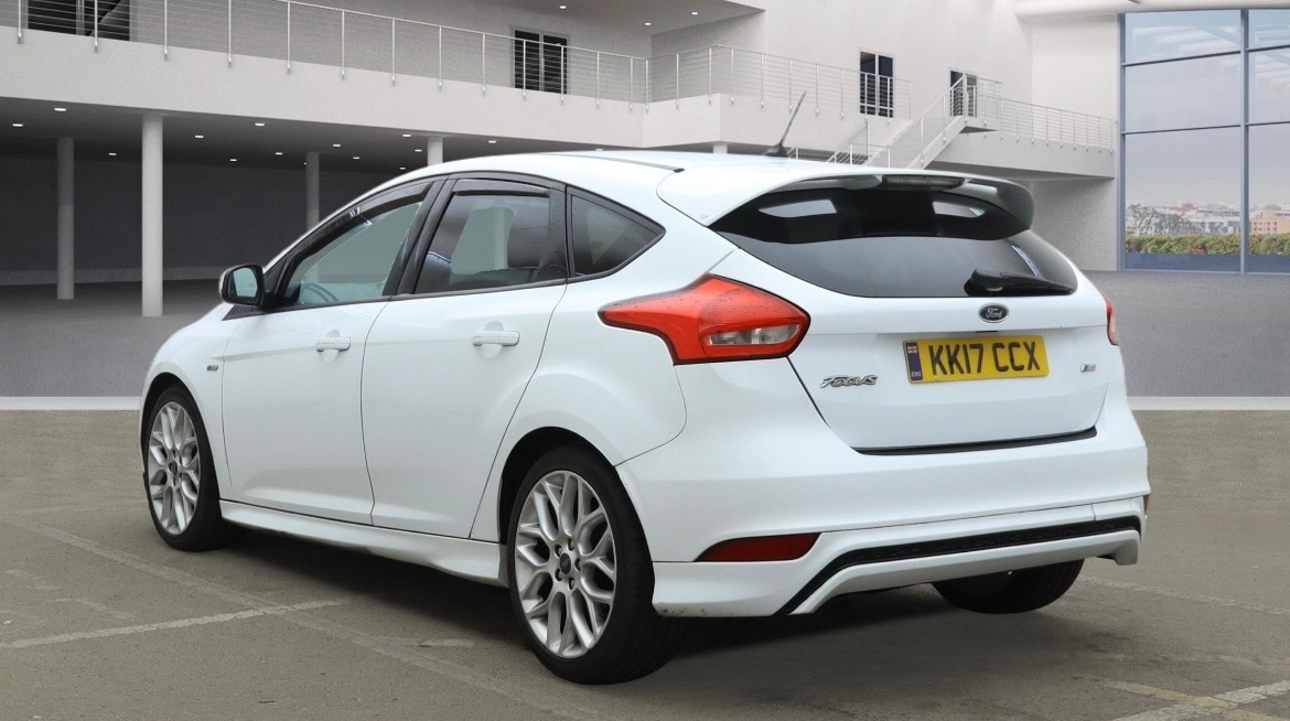 Used Ford Focus 2017 for sale - 77452790: Photo 4
