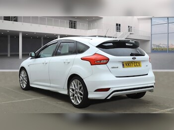 Used Ford Focus 2017 for sale - 77452790: Photo