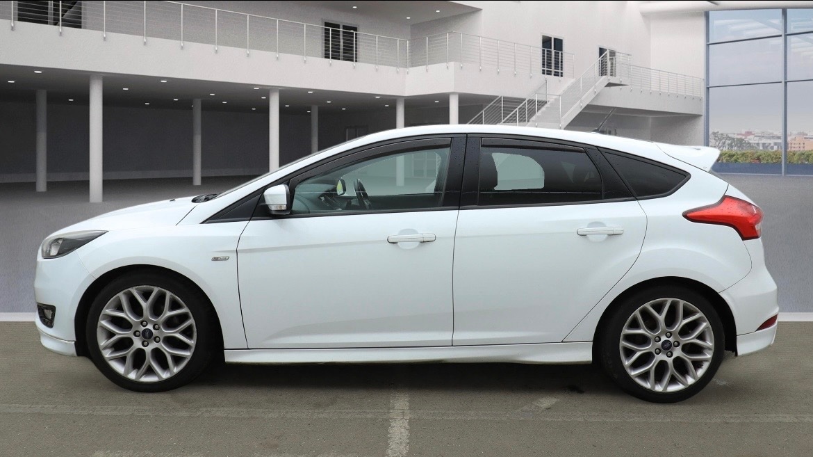 Used Ford Focus 2017 for sale - 77452790: Photo 6