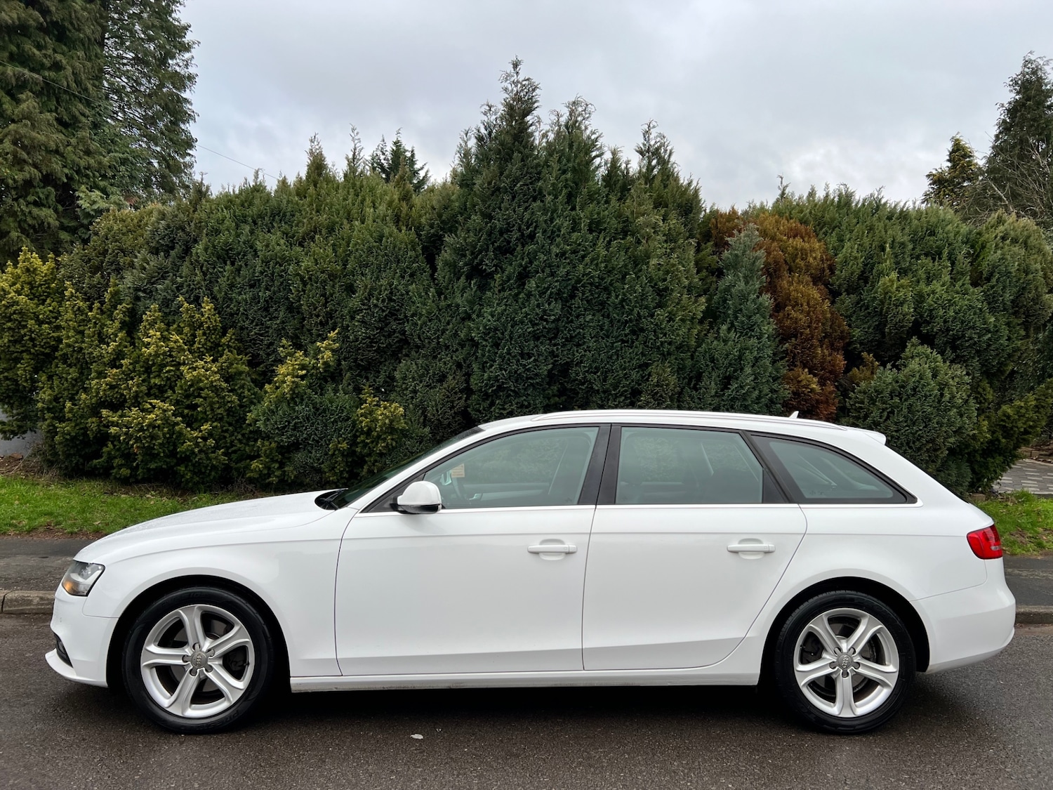 Used Audi A4 2013 for sale - 76669924: Photo 3