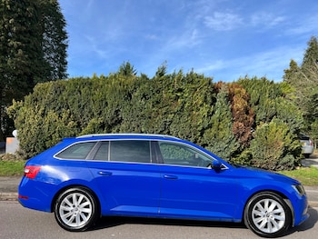 Used Skoda Superb 2019 for sale - 77640905: Photo