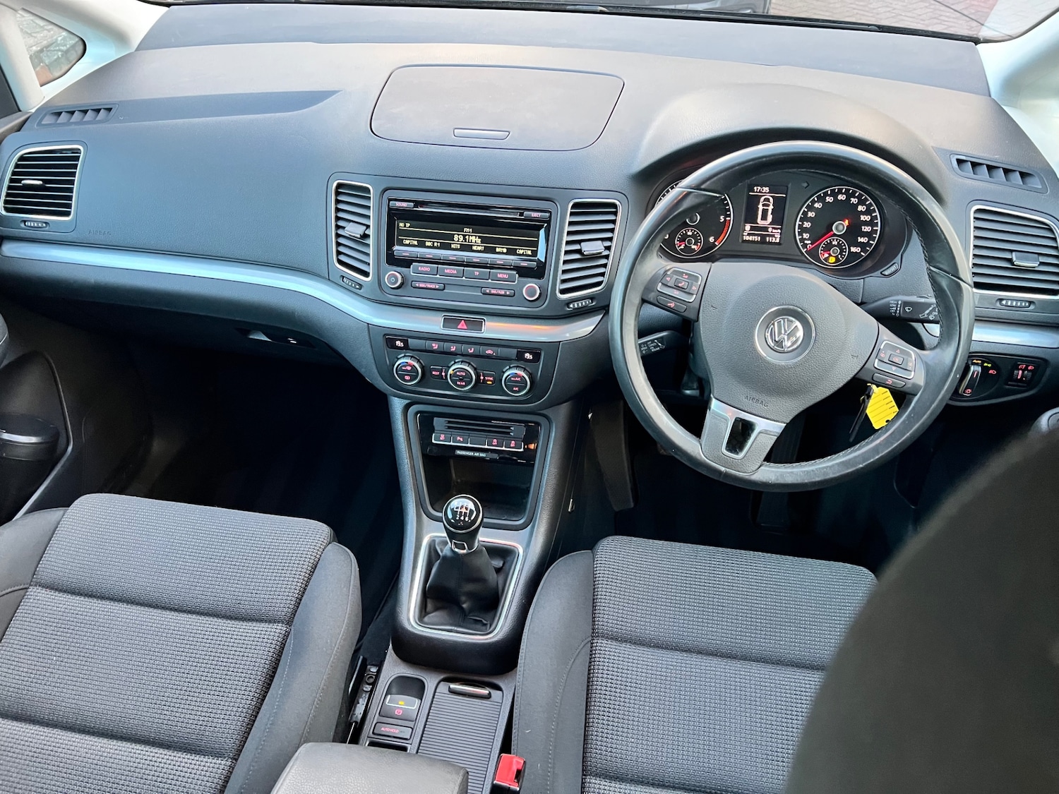 Used Volkswagen Sharan 2014 for sale - 77837398: Photo 16