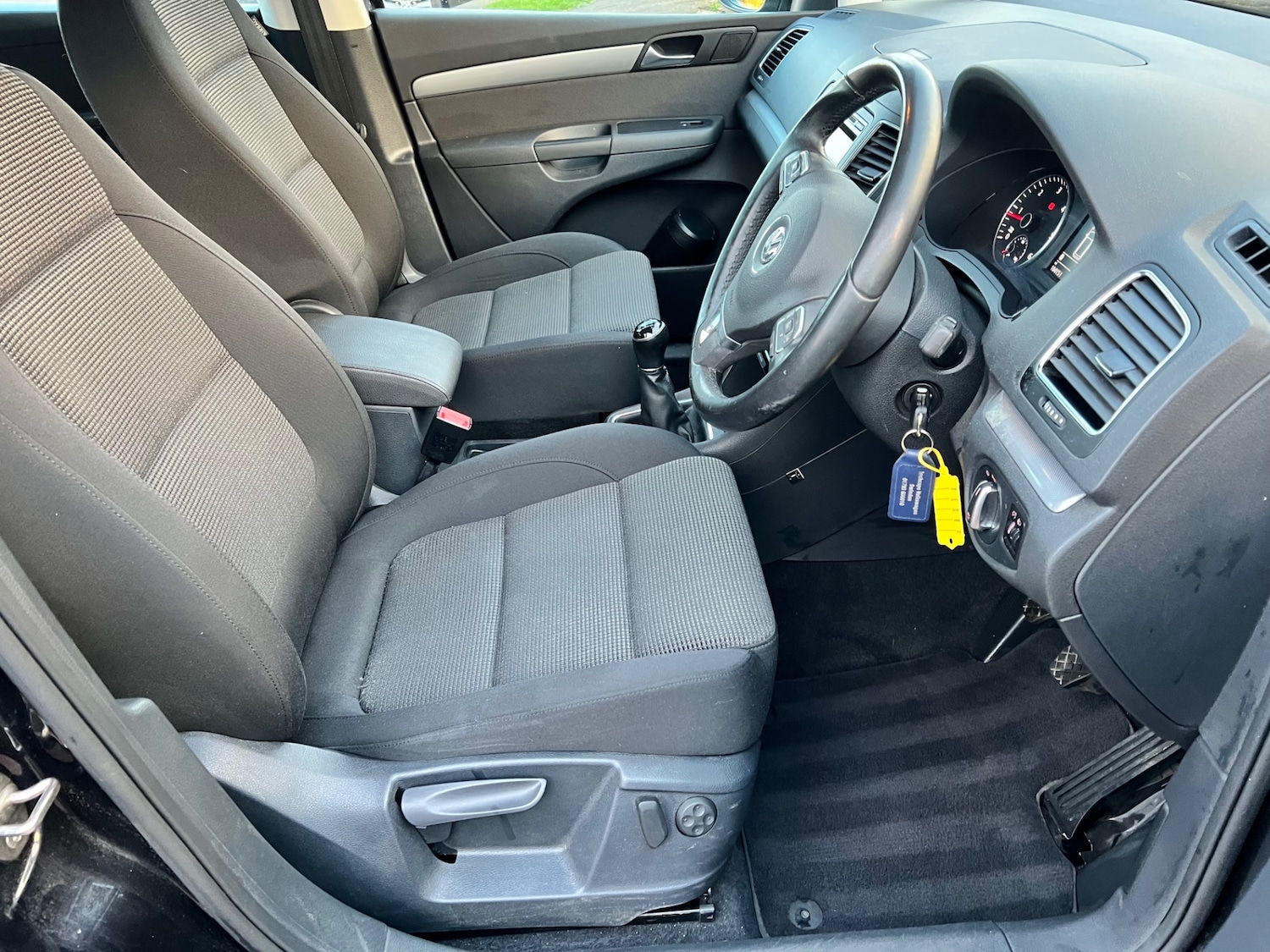 Used Volkswagen Sharan 2014 for sale - 77837398: Photo 9