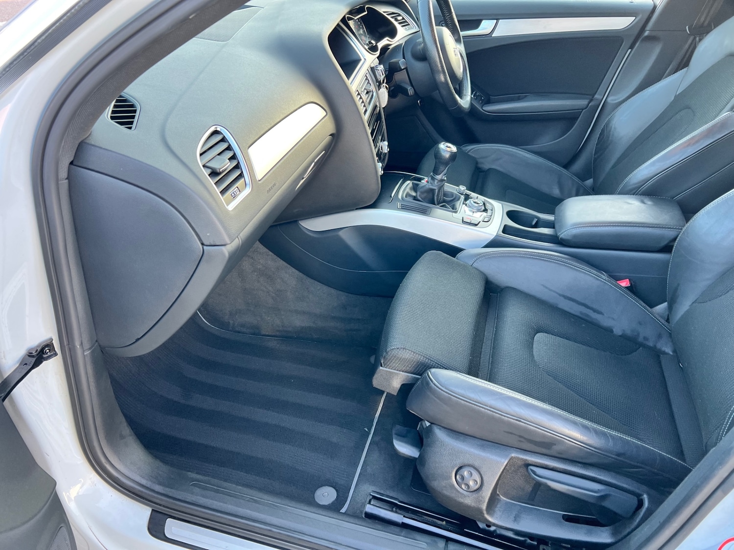 Used Audi A4 2014 for sale - 76897230: Photo 11