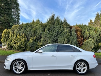 Used Audi A4 2014 for sale - 76897230: Photo