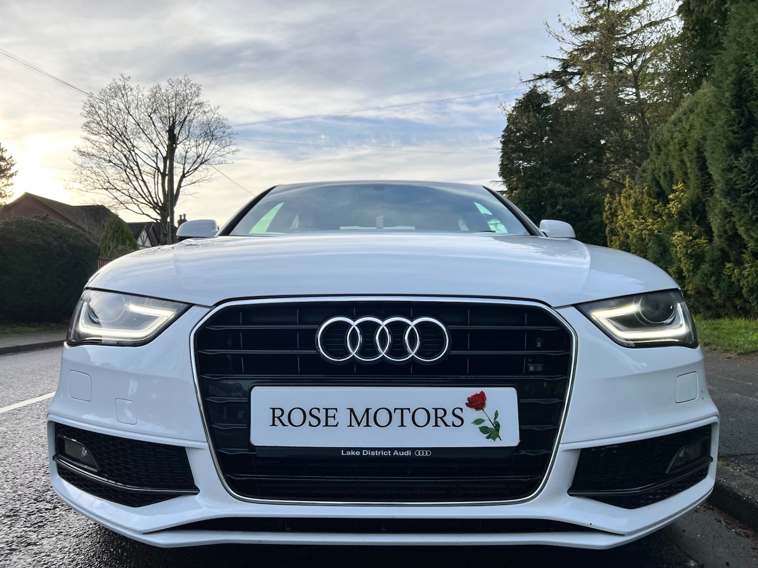 Used Audi A4 2014 for sale - 76897230: Photo 4