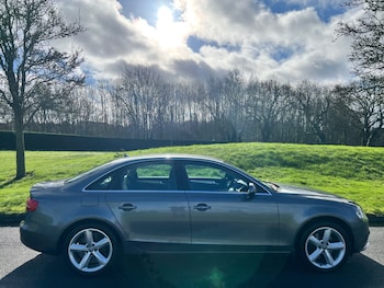 Used Audi A4 2014 for sale - 77704435: Photo
