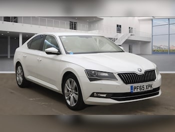 2016 (65) - 2.0 TDI CR 190 SE L Executive 5dr