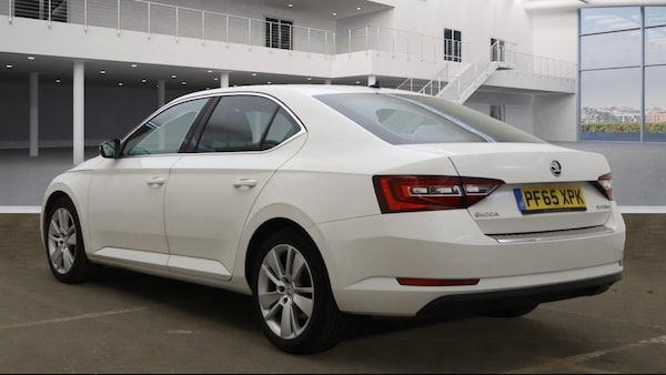 Used Skoda Superb 2016 for sale - 76244708: Photo 4