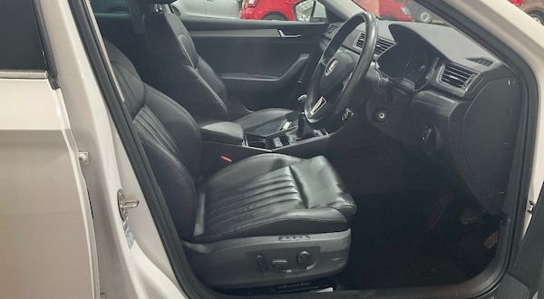 Used Skoda Superb 2016 for sale - 76244708: Photo 7