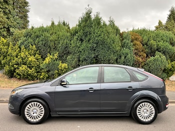 Used Ford Focus 2010 for sale - 75613775: Photo