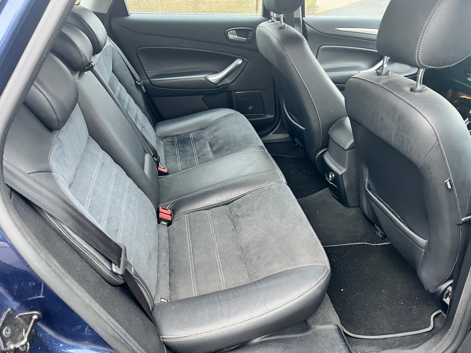 Used Ford Mondeo 2010 for sale - 77490403: Photo 13