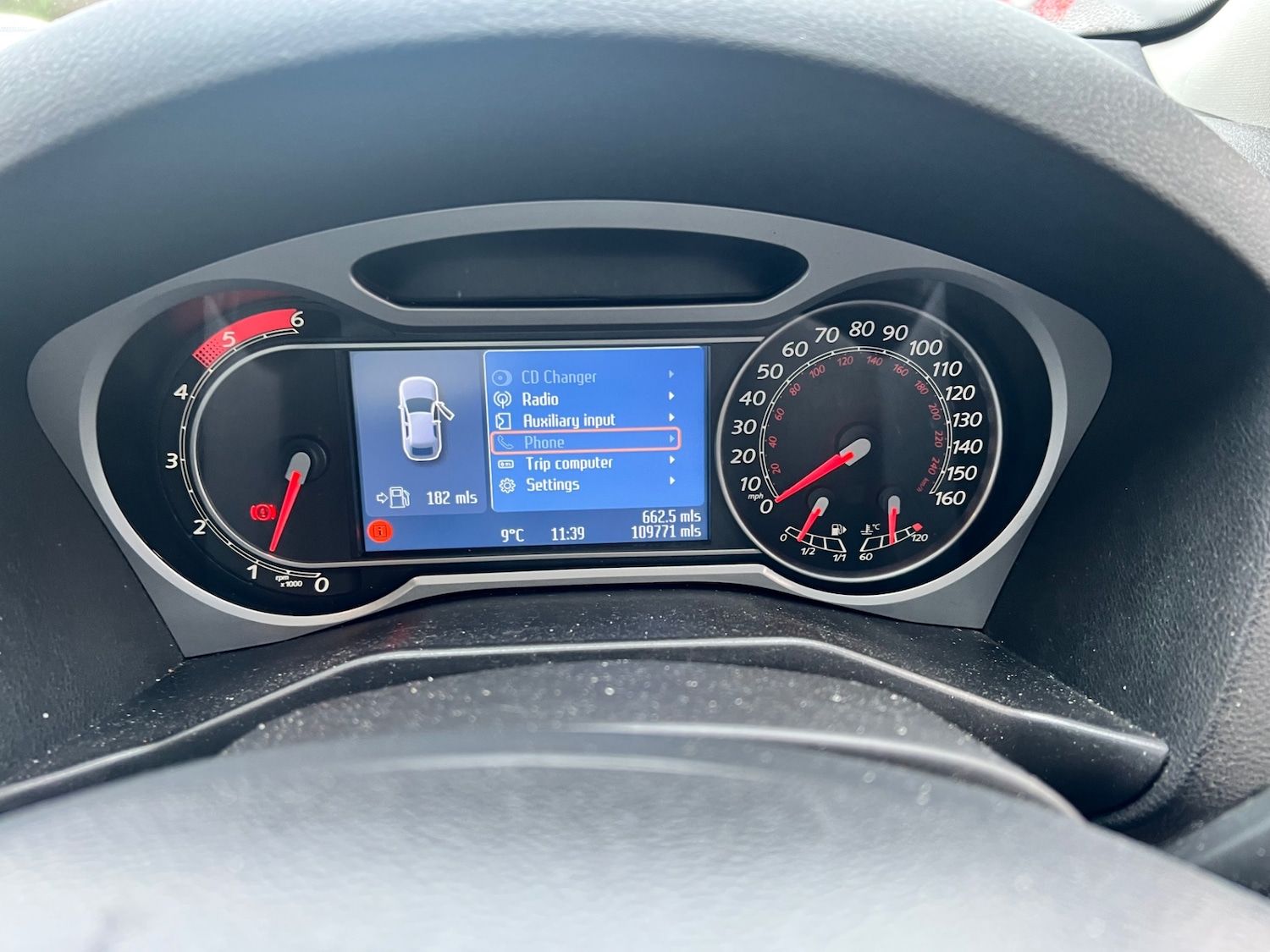 Used Ford Mondeo 2010 for sale - 77490403: Photo 17