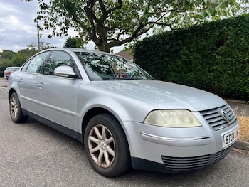 Used Volkswagen Passat 2004 for sale - 79327667: Photo