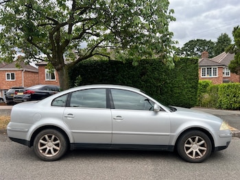 Used Volkswagen Passat 2004 for sale - 79327667: Photo