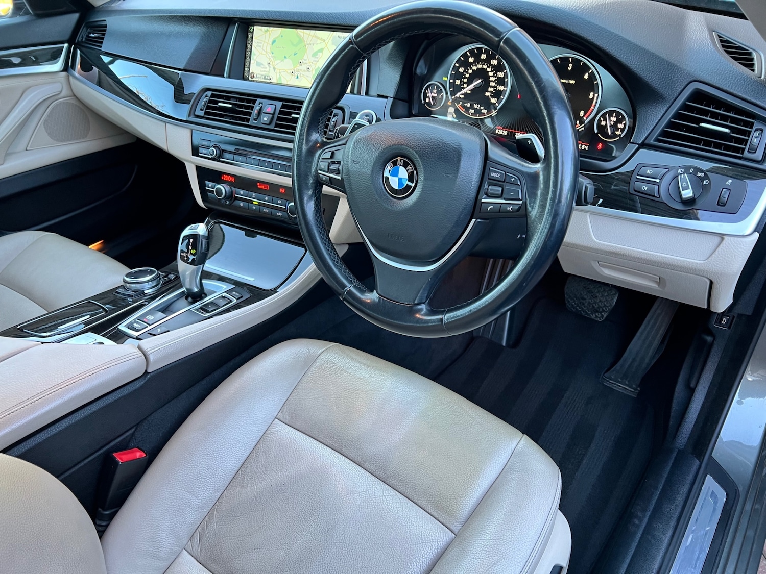 Used BMW 5 Series 2014 for sale - 77047869: Photo 10