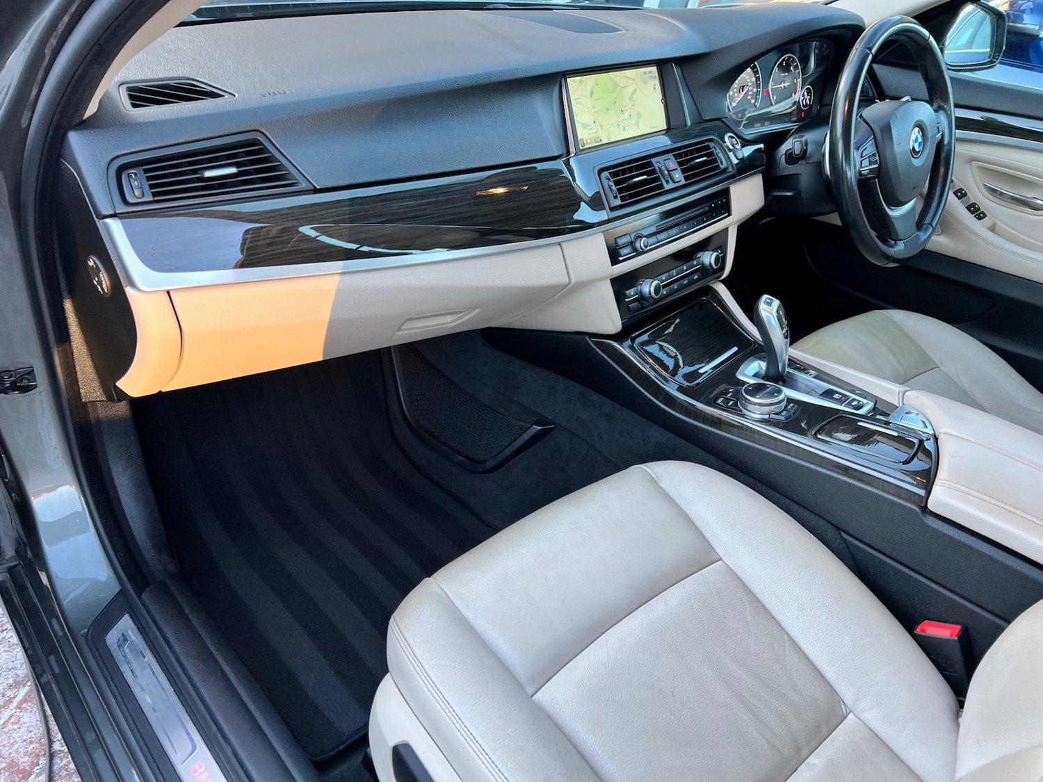 Used BMW 5 Series 2014 for sale - 77047869: Photo 12