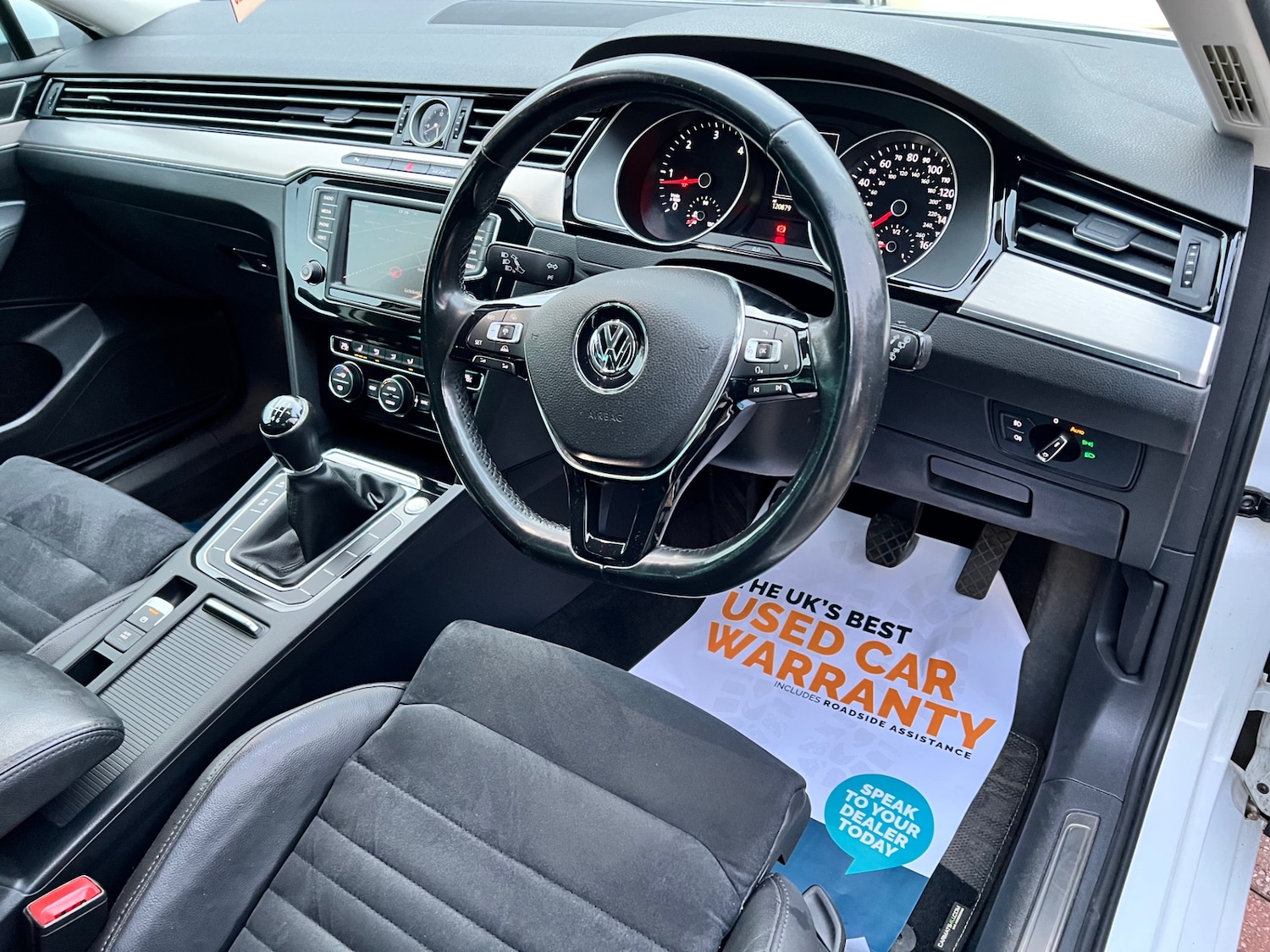 Used Volkswagen Passat 2015 for sale - 76294389: Photo 11
