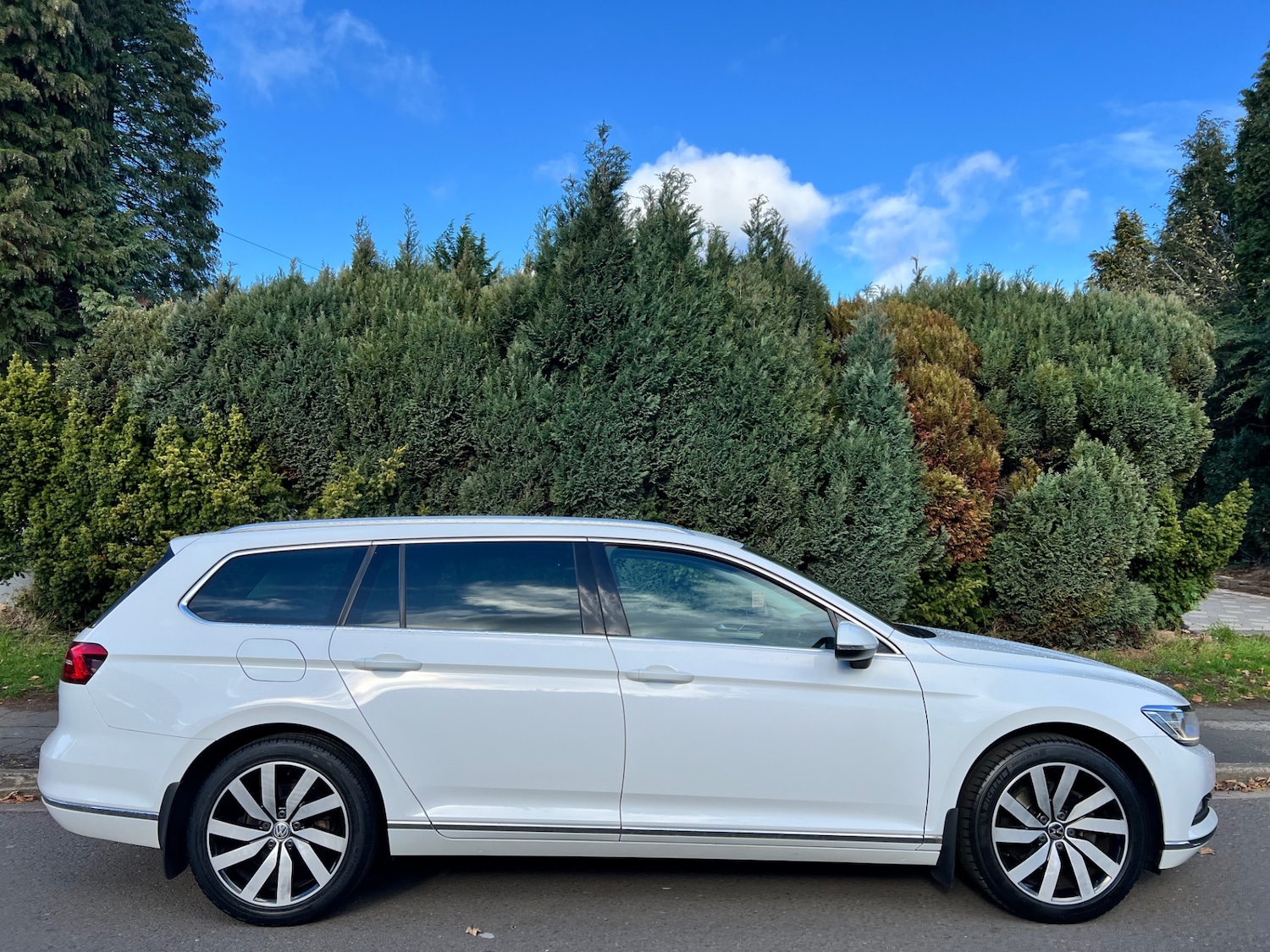 Used Volkswagen Passat 2015 for sale - 76294389: Photo 2