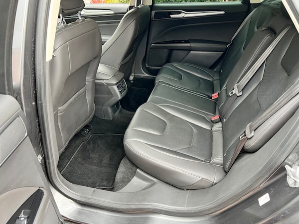 Used Ford Mondeo 2016 for sale - 76098840: Photo 14