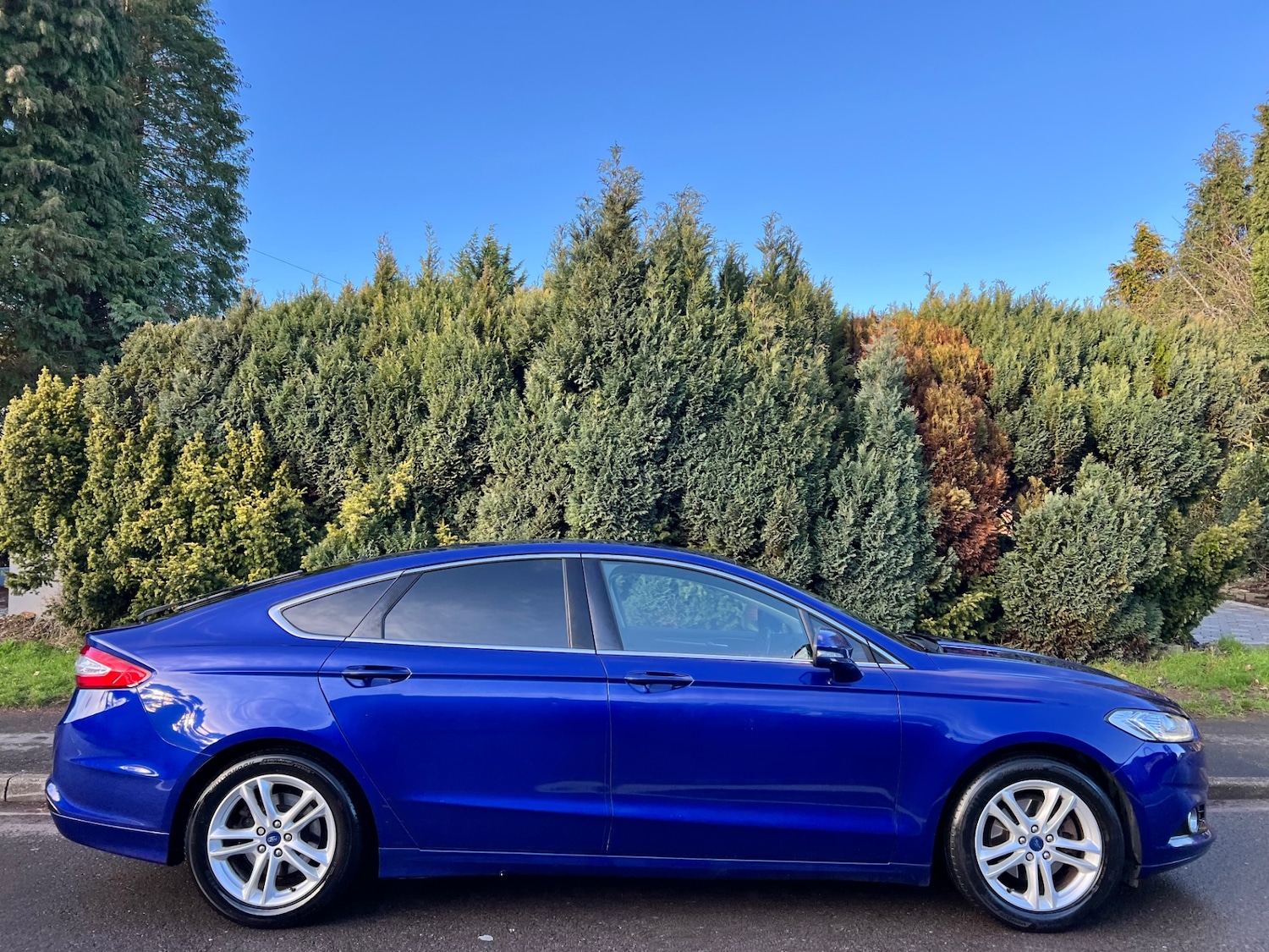 Used Ford Mondeo 2015 for sale - 76741599: Photo 2