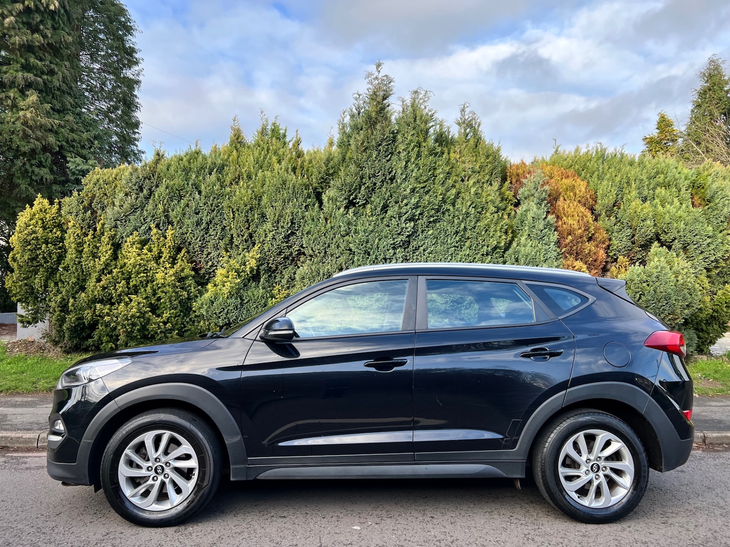 Used Hyundai TUCSON 2016 for sale - 76855308: Photo 3