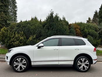 Used Volkswagen Touareg 2016 for sale - 76521457: Photo