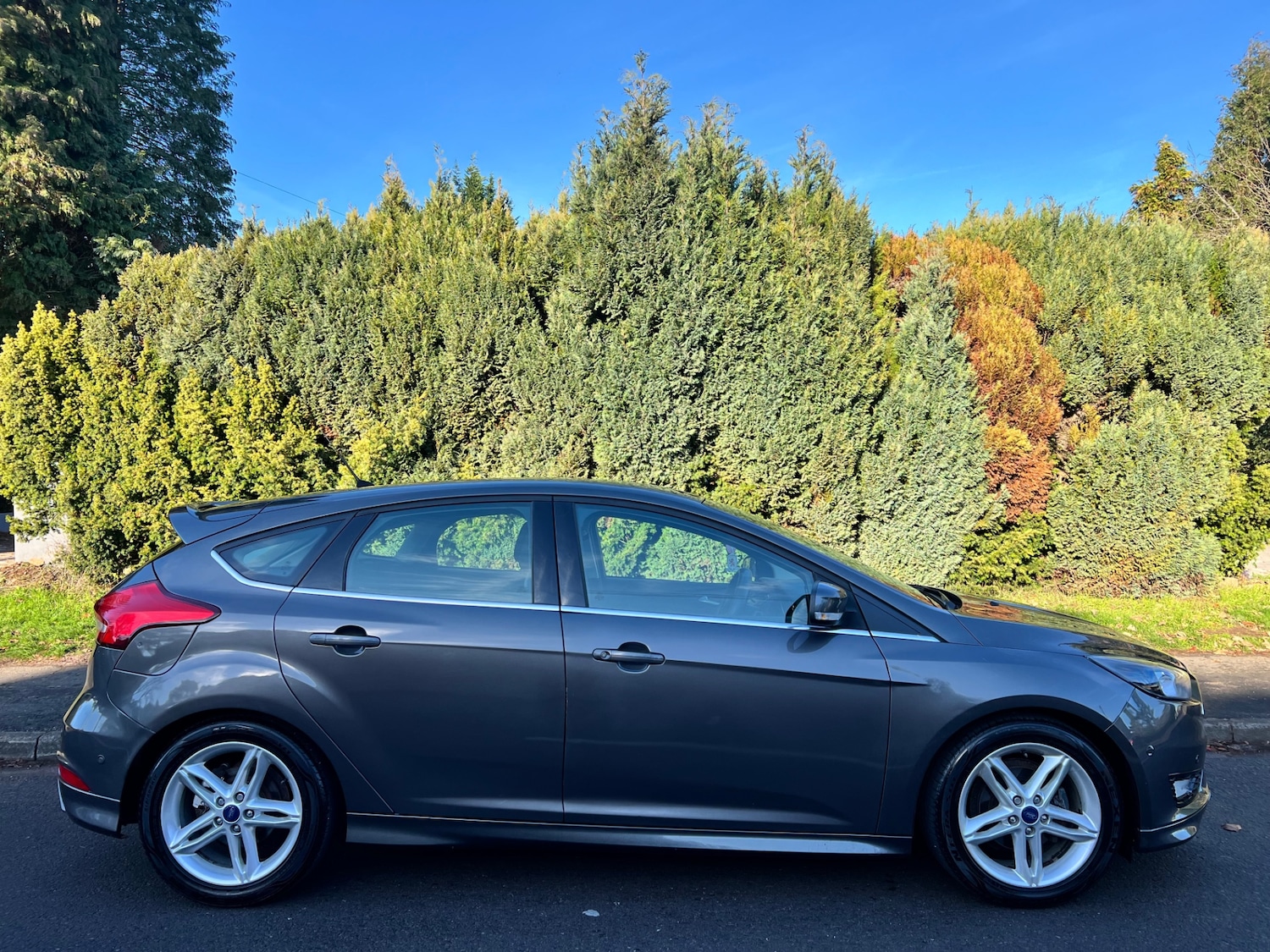 Used Ford Focus 2015 for sale - 76643833: Photo 2