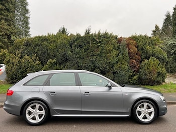 Used Audi A4 2015 for sale - 78929457: Photo
