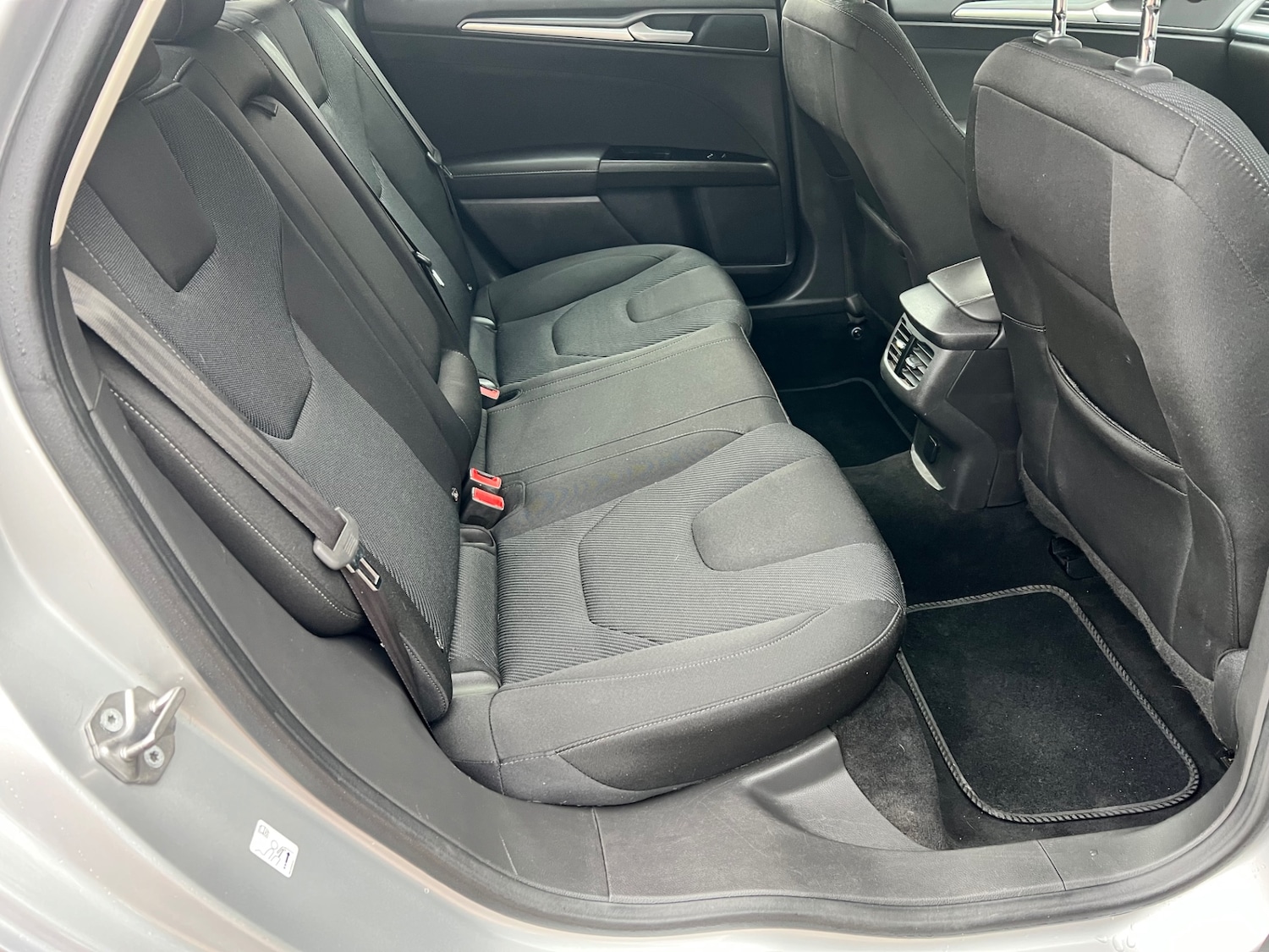 Used Ford Mondeo 2016 for sale - 76941863: Photo 13