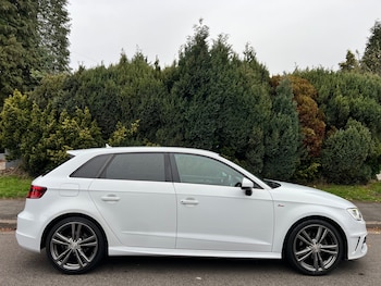 Used Audi A3 2014 for sale - 76287527: Photo
