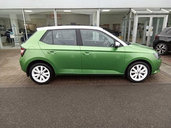Used Skoda Fabia 2017 for sale - 76452882: Photo