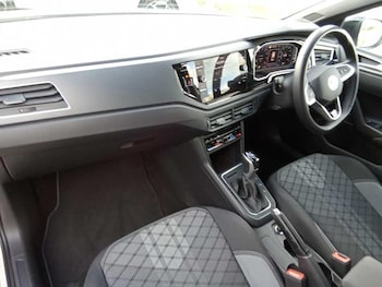 Used Volkswagen Taigo 2022 for sale - 76028158: Photo