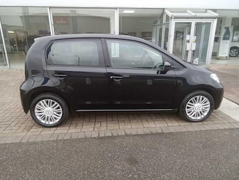 Used Volkswagen up! 2018 for sale - 77148102: Photo