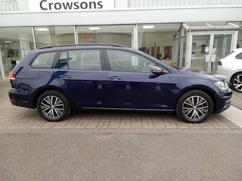 Used Volkswagen Golf 2018 for sale - 76862524: Photo
