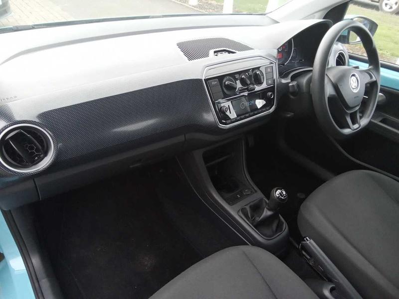 Used Volkswagen up! 2018 for sale - 77691554: Photo 2