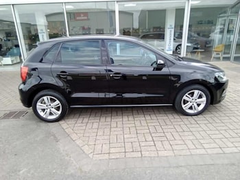 Used Volkswagen Polo 2016 for sale - 75935024: Photo