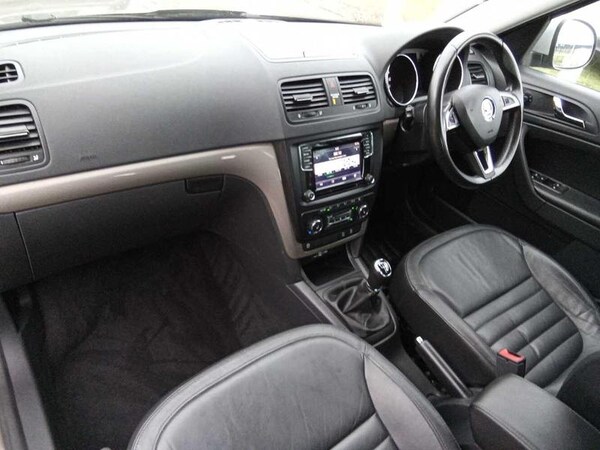 Used Skoda Yeti 2017 for sale - 76252405: Photo 2