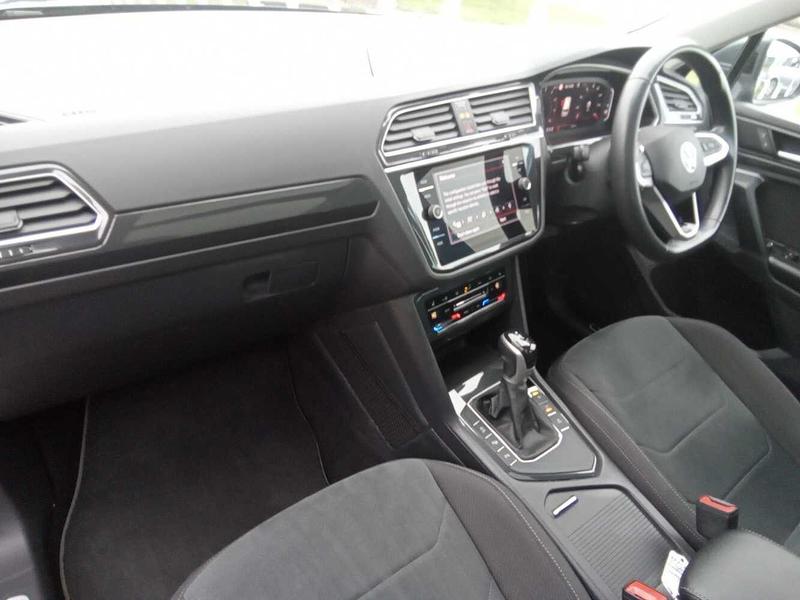 Used Volkswagen Tiguan 2022 for sale - 78166238: Photo 2