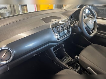 Used Volkswagen up! 2018 for sale - 79177325: Photo