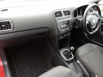 Used Volkswagen Polo 2016 for sale - 75662112: Photo